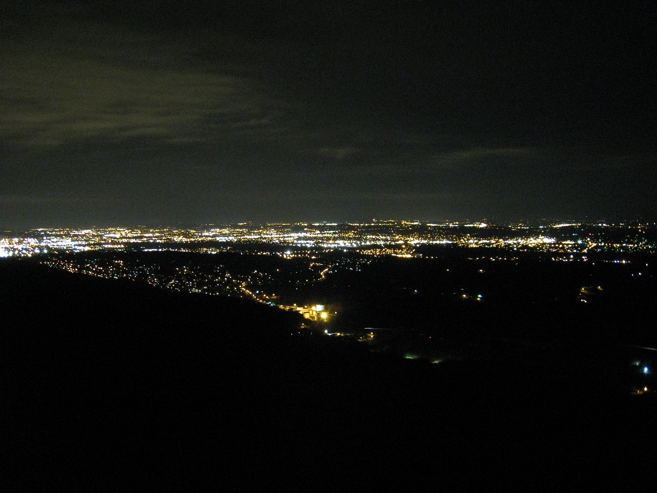 Vacation 2007-12 - Rock City 0119.jpg - Rock City outside of Chattanooga Tennessee has been a tourist attraction since 1932. I remembered seeing barn roofs painted with "See Rock City" and wanted to pay a visit to its home on Lookout Mountain. Christmas Vacation 2007-08.